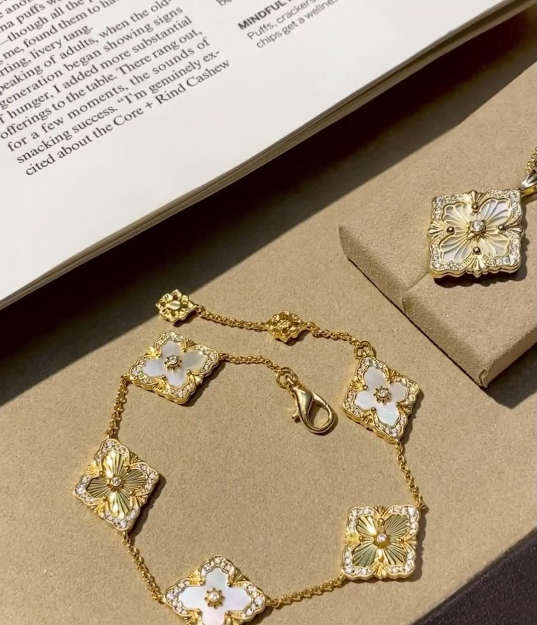 Buccellati Van Cleef & Arpels Vintage Alhambra Gold Bracelet